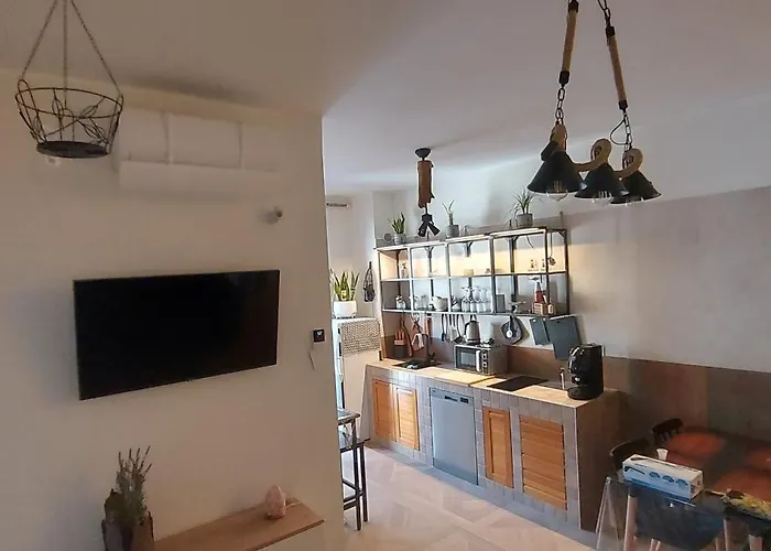 Pasubio 123 Bed & Breakfast 4*