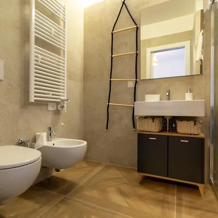 Pasubio 123 باري